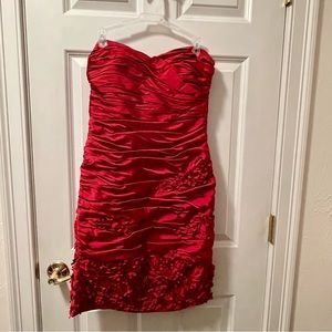 Red Strapless Semi-Formal / Formal Cocktail Dress - Beautiful floral appliqué!